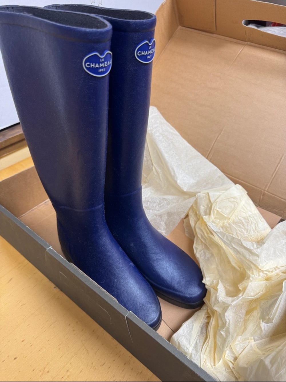 le chateau Navy Rubber Rain Boots with Black Sole